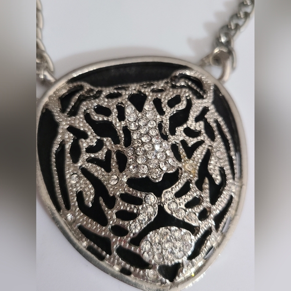 Leopard cheetah necklace chunky chain Big silver black rhinestones Rhianna bling - Picture 5 of 9